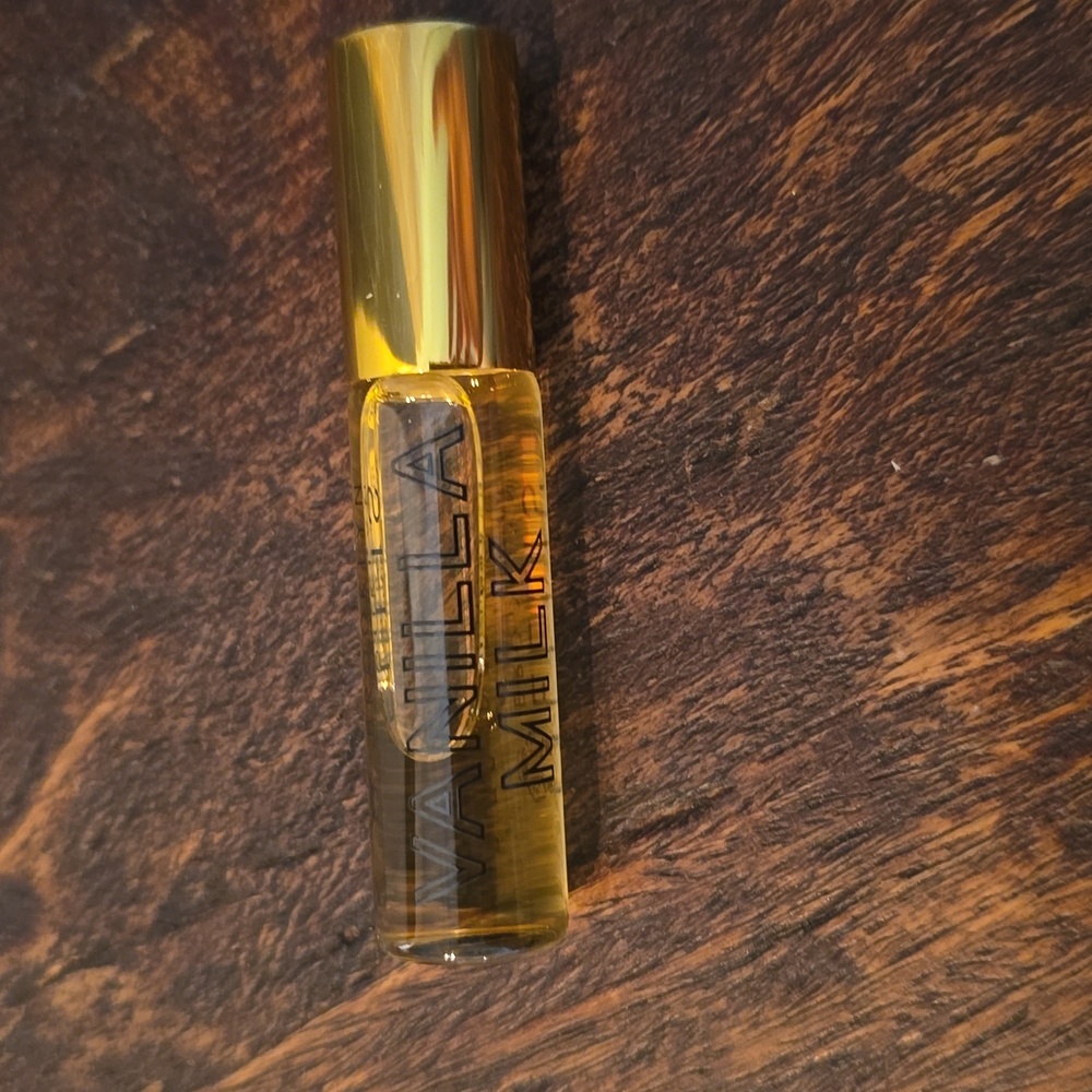 ELLIS BROOKLYN Vanilla Milk Eau de Parfum Rollerball - .17 fl oz // 5ml NIB